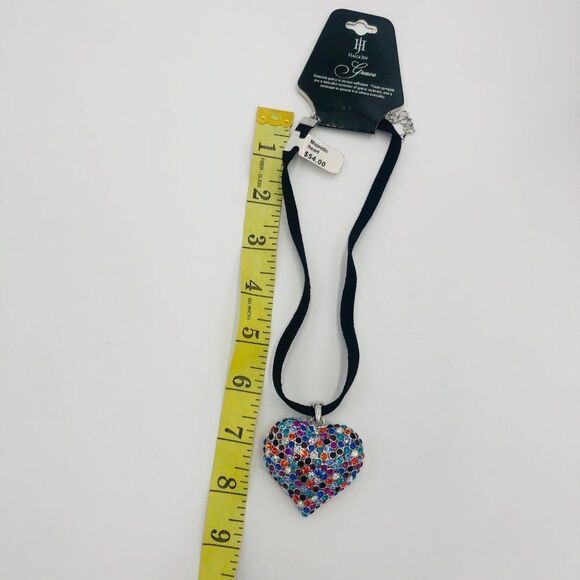 Brand New Halle‎ Joy Grace Majestic Heart Necklace For Women - Picture 7 of 7